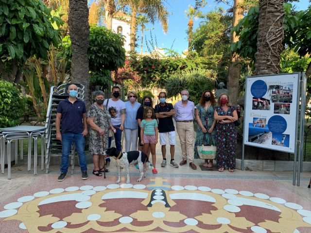 La Plaza de España acoge la exposición fotográfica 'Mi rincón favorito' de Gabriel Muñiz