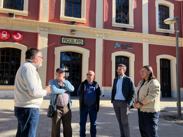 El PP defiende que 'el tren debe llegar a la actual estación de Águilas soterrado o en viaducto y sin pasos a nivel, pero nunca quedarse a las afueras'