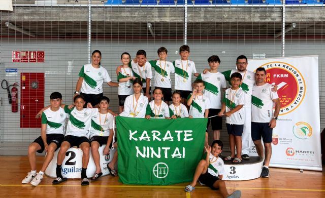 Éxito de participación en el Campeonato de Promoción de Verano de la Federación de Kárate de la Región de Murcia celebrado en Águilas