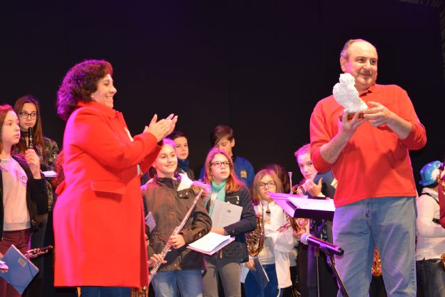 Cientos de escolares participan en el Certamen de Villancicos