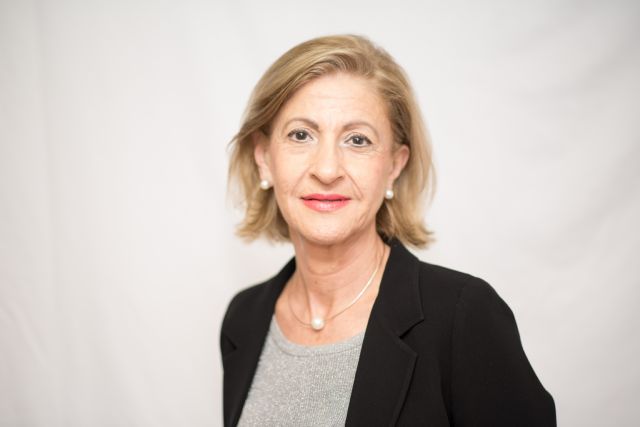 El PSOE solicita un plan de choque urgente para recomponer la sanidad pública que incluya un aumento de plantillas