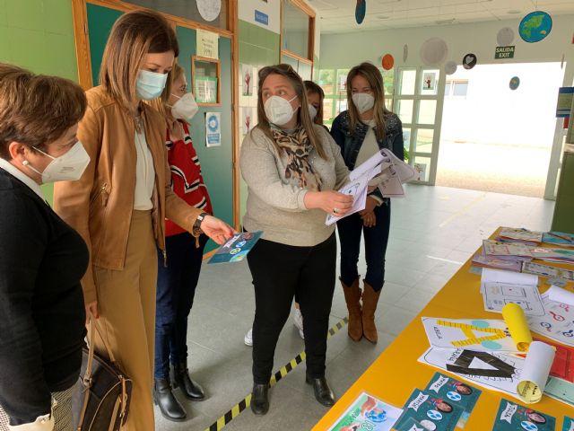 El CEIP Las Lomas inaugura la Sala Explora durante su Semana Cultural