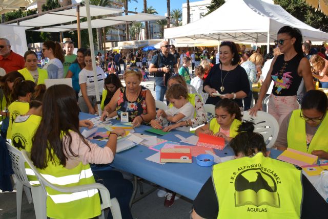 La Feria de Asociaciones vuelve a dar muestras de la excelente salud del asociacionismo local