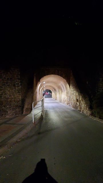 Mejora la iluminación del túnel del Hornillo