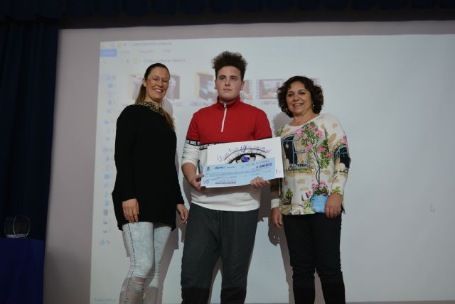 La Casa de la Cultura acogió la entrega de premios de la VIII Edición del Concurso 'Corto con la violencia' formato micro-relato audiovisual