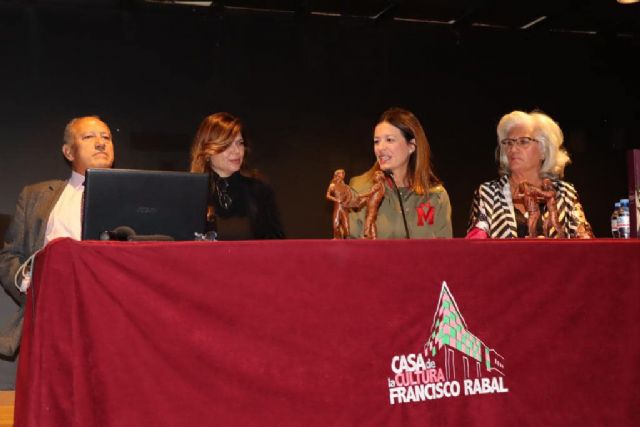 El reconocido capataz Antonio Santiago participa en una jornada formativa en Águilas