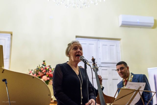 Los amantes del Jazz disfrutaron de un gran concierto de la mano de   Rebecca Kilgore en el Casino de Águilas