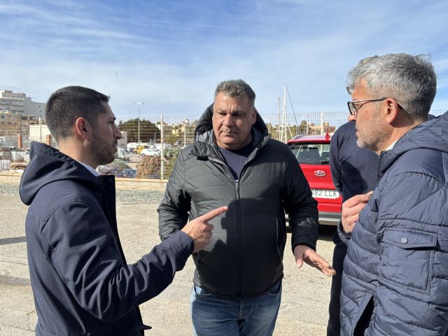 El PSOE insta al Gobierno Regional a acometer de forma inmediata las actuaciones de mejora y mantenimiento que requiere el Puerto Pesquero