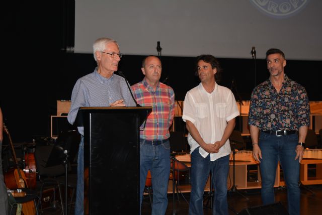 Más de 300 alumnos participan en el concierto anual del IES Europa