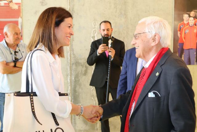 El Ayuntamiento de Águilas, Mensajeros de la Paz y la Fundación Never Surrender firman un acuerdo para la puesta en marcha de un gimnasio especializados en deporte para pacientes oncológicos