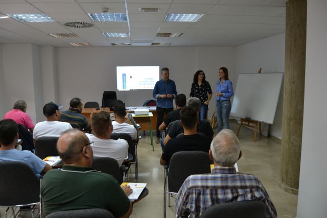 El Ayuntamiento pone en marcha un nuevo curso de capacitación para tratamientos con productos fitosanitarios