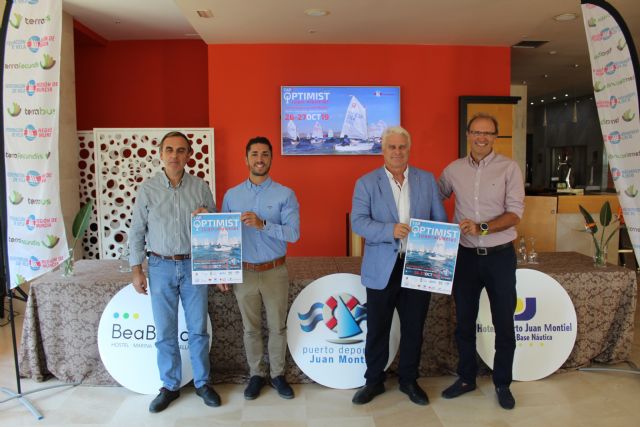 Campeonato de Optimist en Puerto Deportivo Juan Montiel