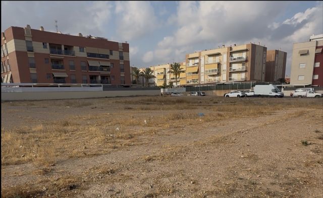 El PP propone medidas municipales para facilitar el acceso de jóvenes y familias a una vivienda en Águilas