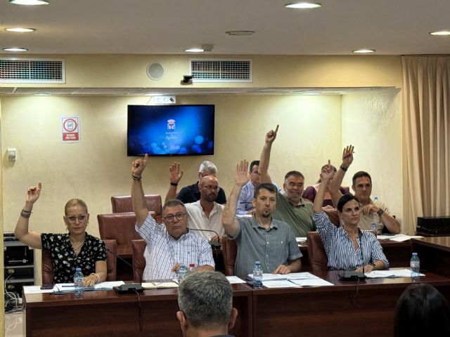 El PP lamenta que el PSOE vuelva a dar la espalda a Calabardina y se niegue a buscar una solución estable para la playa