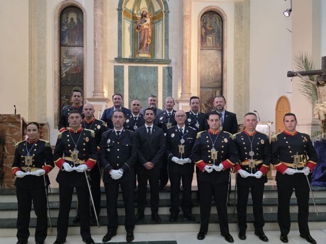 Reconocimiento escolta de la virgen