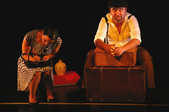 La compañía 'Perigallo Teatro' representará en Águilas su afamada obra 'La Mudanza'