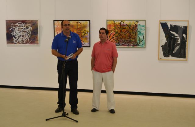 El artista Benigno Mota expone en el Auditorio de Águilas