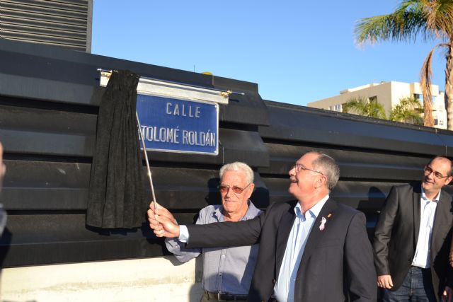 Águilas concede el nombre de una calle a Bartolomé Roldán, uno de los héroes del famoso accidente aéreo de Palomares