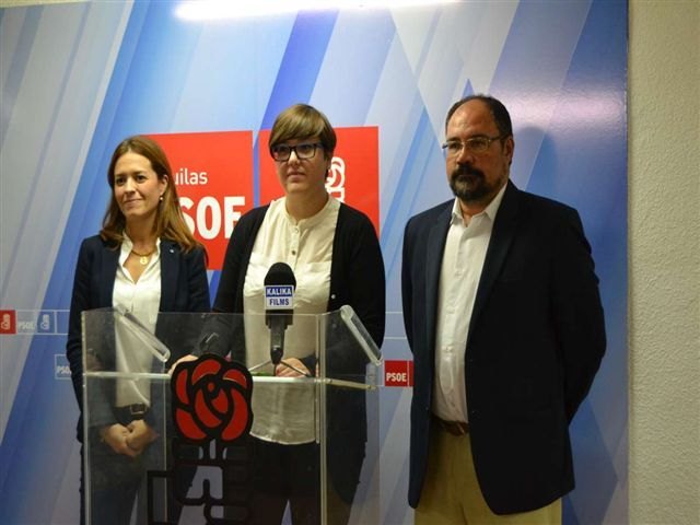 Presen López: 'El balance de tres años de Rajoy se traduce en más paro, más pobreza y más personas en riesgo de exclusión social'