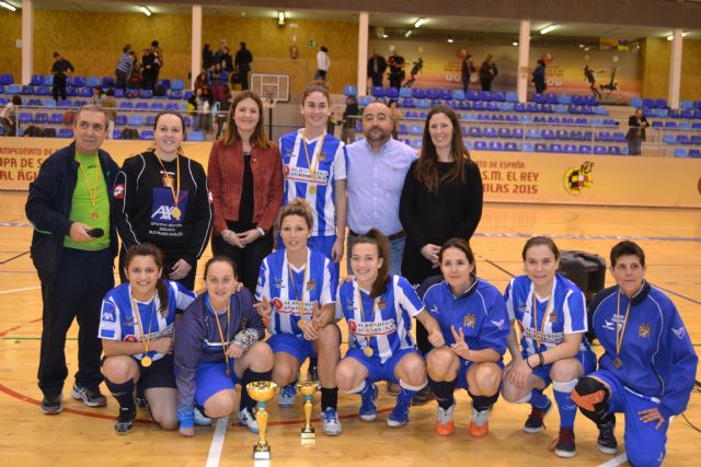 ACREF Águilas Seniors, ganador del I Campeonato Navideño Solidario de Fútbol-Sala