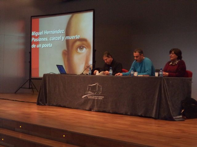 El Auditorio acoge una conferencia sobre Miguel Hernández