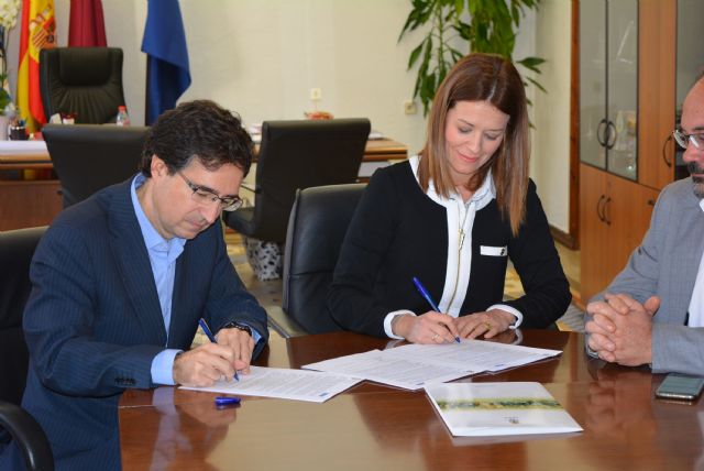 El Ayuntamiento de Águilas e Hidrogea crean un Bono Social de 60.000 euros destinado a ayudar a las familias en riesgo de exclusión
