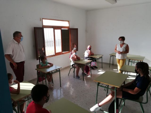 Hoy han dado comienzo el Comedor Social de Verano en el Colegio Ramón y Cajal y la Escuela de Verano del Garrobillo