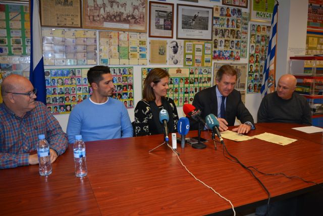 La FFRM suscribe un convenio de colaboración con el Museo del Fútbol Aguileño