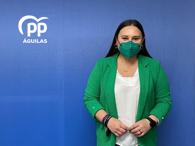 El PP solicita que se habilite una línea de autobús para facilitar el trayecto al pabellón Diego Calvo Valera a las personas citadas para vacunarse