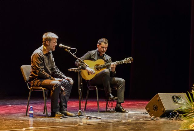 El concierto de Carlos Piñana recauda 4.500 euros para Hogar Betania