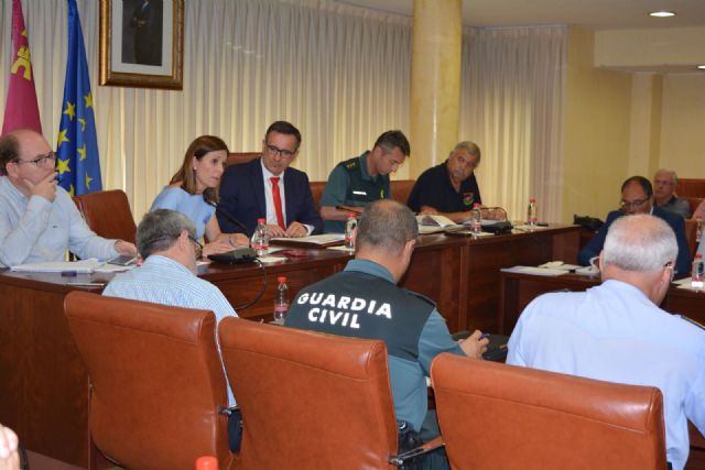 Diego Conesa preside la Junta Local de Seguridad de Águilas, donde los delitos han descendido un 11% en relación al año pasado