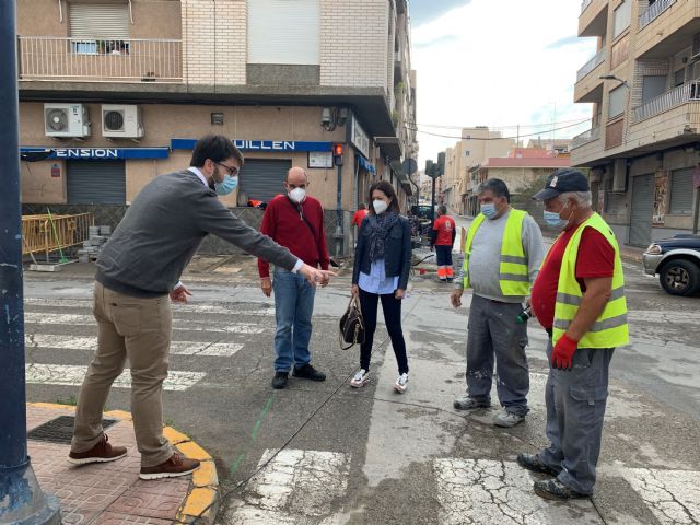 El Ayuntamiento pone en valor los itinerarios peatonales, con la mejora de la accesibilidad y reparaciones en varias calles del municipio