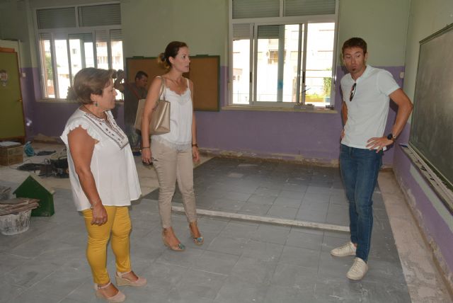 El Ayuntamiento destina más de 80.000 euros a la puesta a punto de los colegios antes del inicio del curso