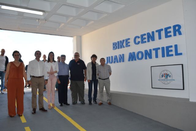 Abre sus puertas en Águilas Bike Center Juan Montiel, un centro integral para bicicletas