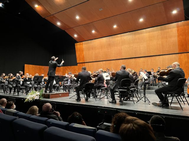 Virginia Martínez confía la batuta de la OSRM a Octavio J. Peidró en el 6° concierto de abono de Promúsica