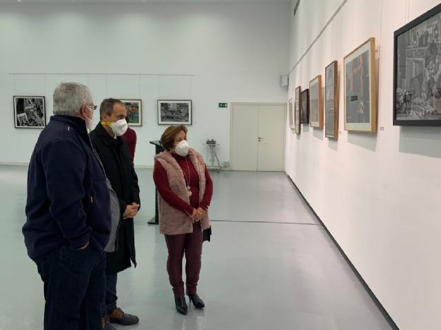 El Auditorio Infanta Doña Elena acoge la exposición 'Recursos visuales' de J. Antonio Fontal