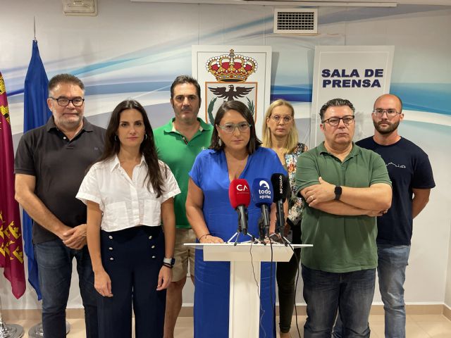 El PP abandona el pleno tras el insulto de la alcaldesa a Reverte llamÃ¡ndola `miserableÂ´ y no retractarse