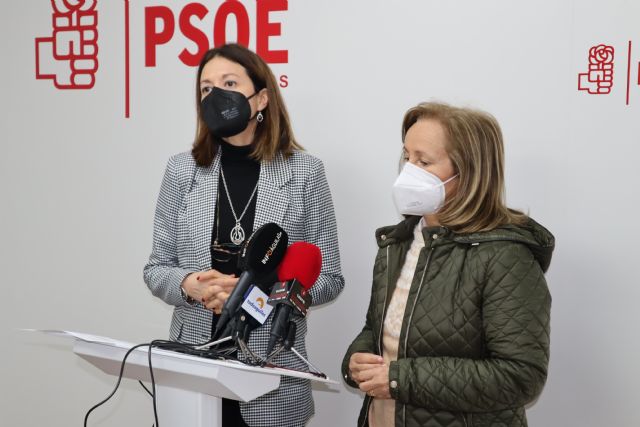 El PSOE denuncia que el compromiso de López Miras de construir una rotonda en el cruce de Marina de Cope con Calabardina lleva siete años en lista de espera