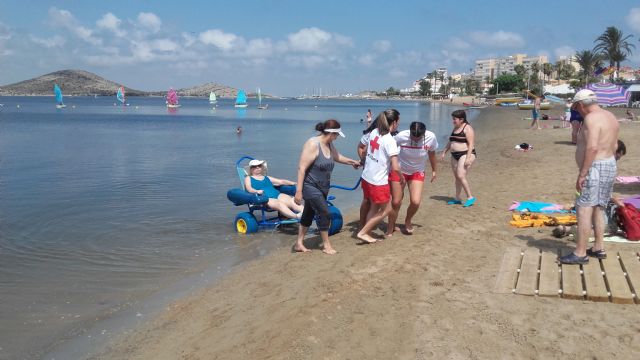 Cs pide instalar contenedores accesibles para personas con discapacidad y recuperar los puntos asistidos en playas