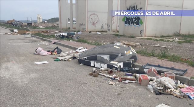 El PP pide al equipo de Gobierno de Moreno que limpien y controlen los vertederos improvisados que hay en el municipio de Águilas